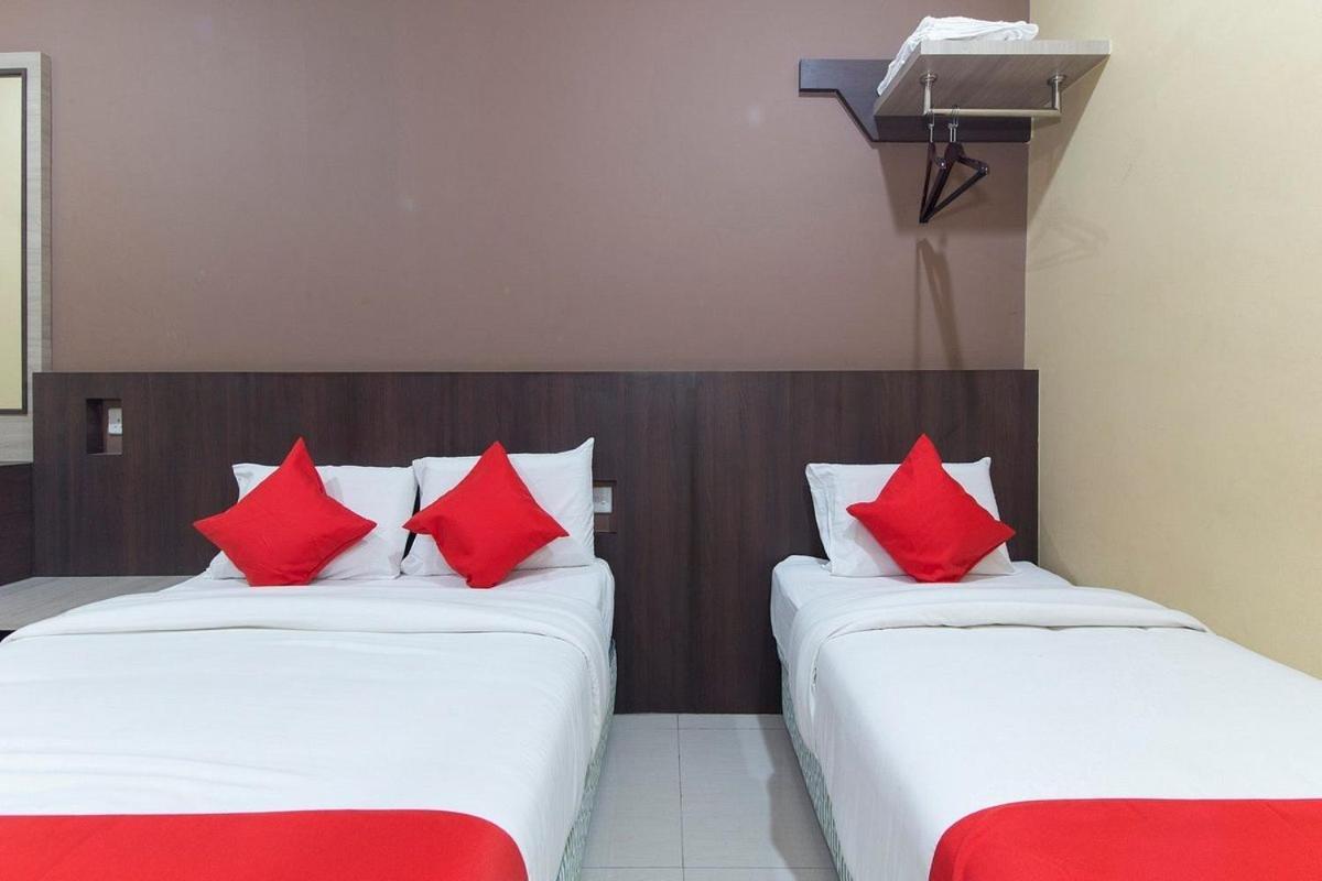 Silibin Times Inn Hotel Іпох Екстер'єр фото